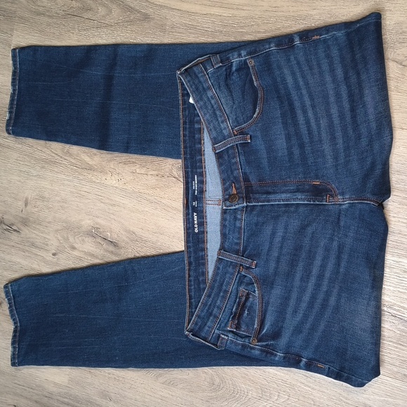Old Navy Denim - sac958 🧵Old Navy Mid Rise Pop Icon Skinny Size 14 w/ 27.5” inseam Jeans